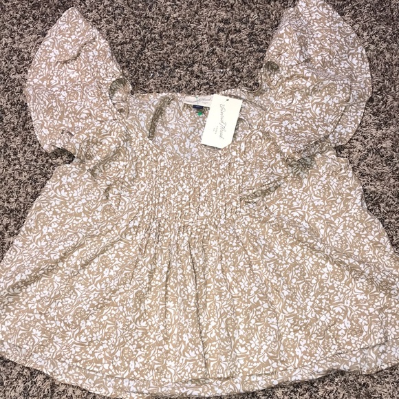 Universal Thread Floral Ruffle Sleeve Bohemian Smocked Blouse Size XS | NWT🐠 - Picture 2 of 5